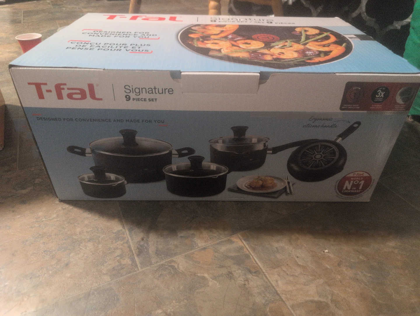 T-fal Signature 9 Piece Cookware Set - photo 2