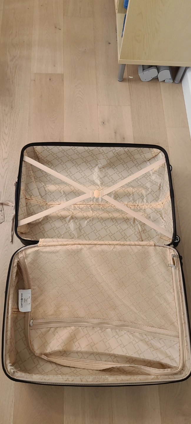 Samsonite Black Hardside Spinner Suitcase - photo 3