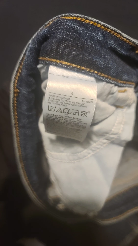 Old Navy Rockstar Super Skinny Mid-Rise Jeans - Size 4 - photo 4