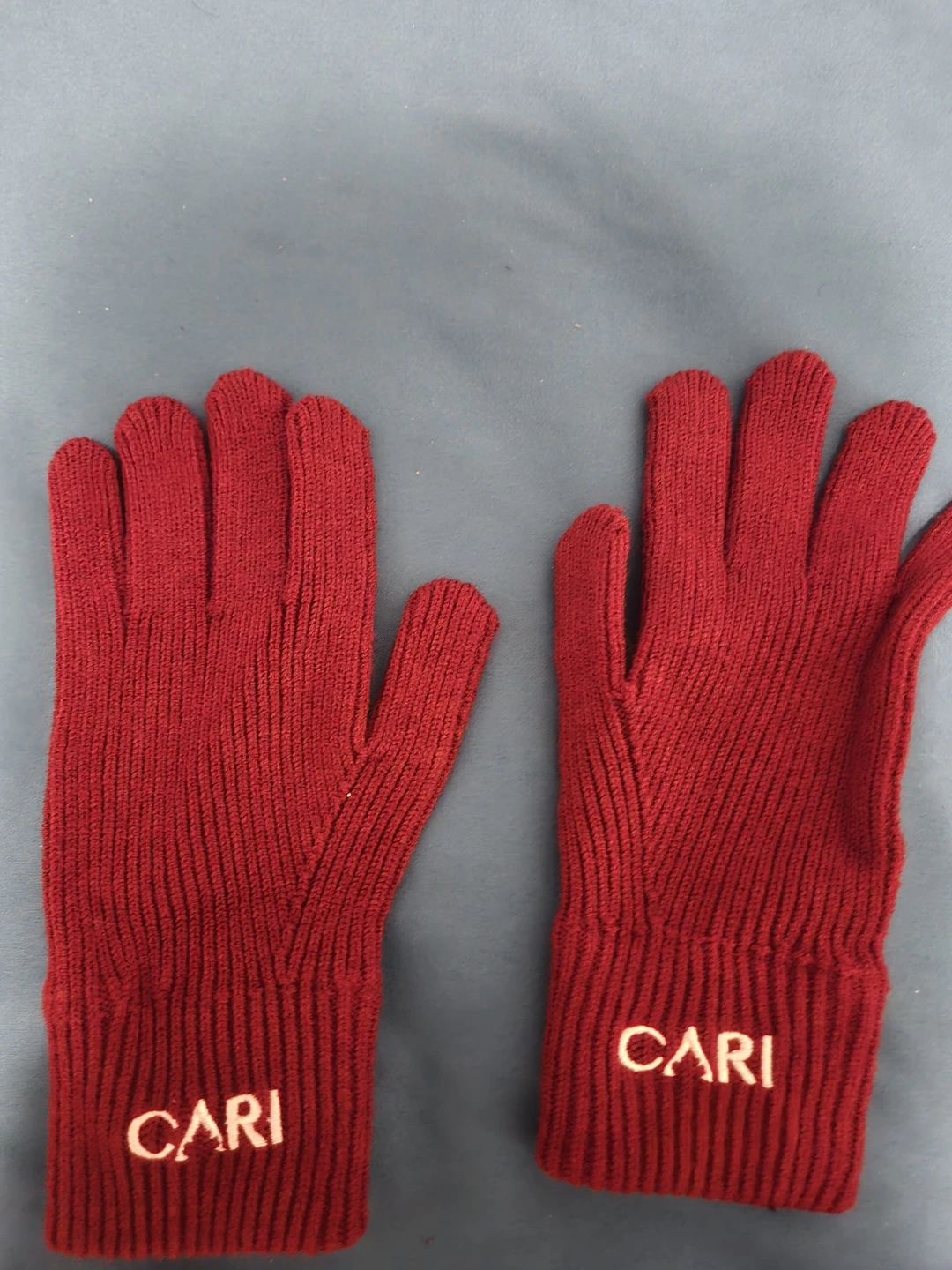 CARI Red Knit Beanie, Gloves, and Scarf Set (new, never worn) - photo 4