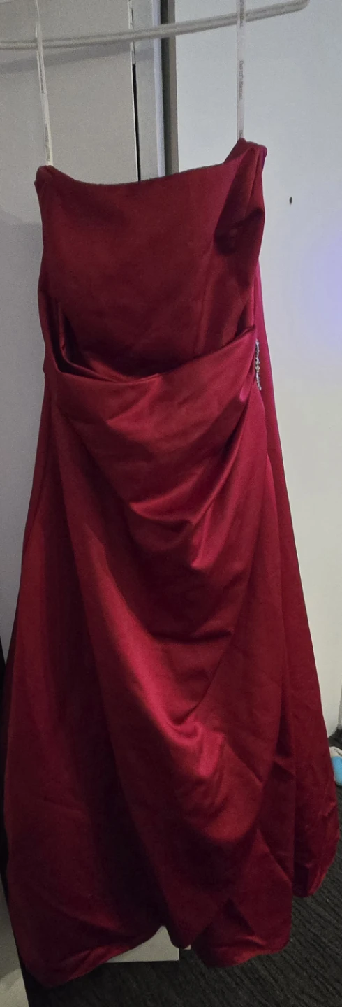 Strapless Red Formal Dress Size 22 davids bridal - photo 2