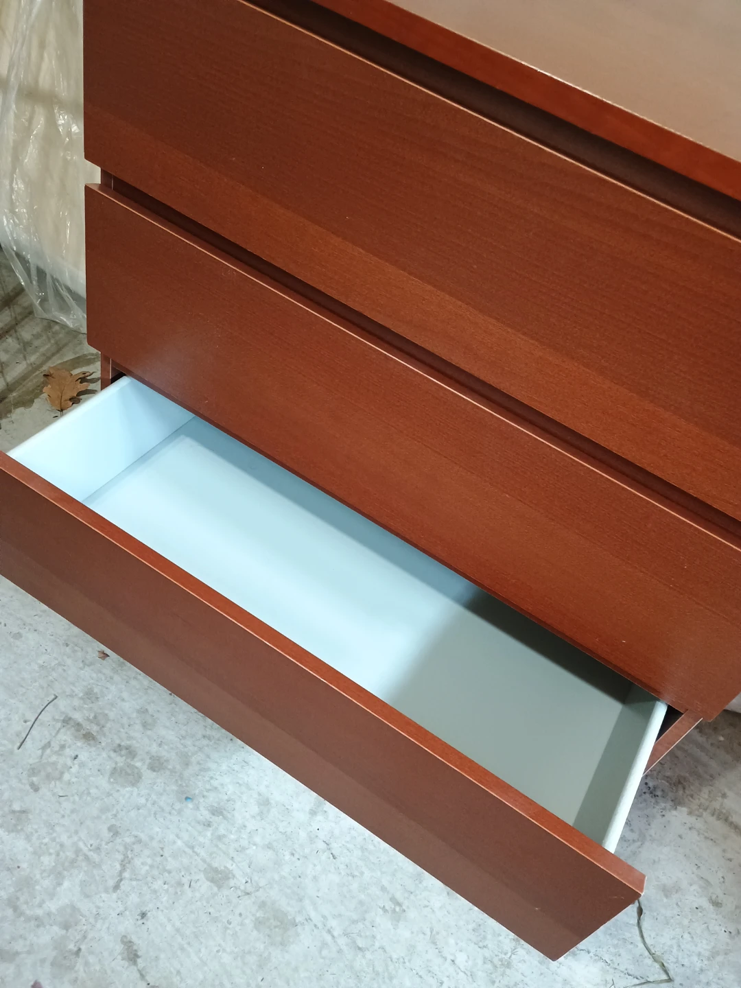 4-Drawer Chest of Drawers - Wood Finish ikea menges - photo 4