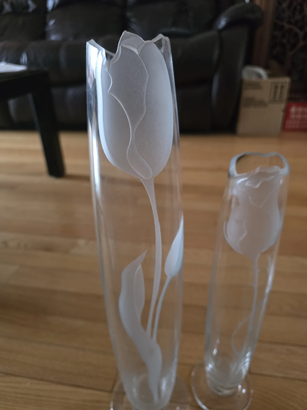 Exquisite Handmade Mouth Blown Glass Vases (Set of 2) - photo 2