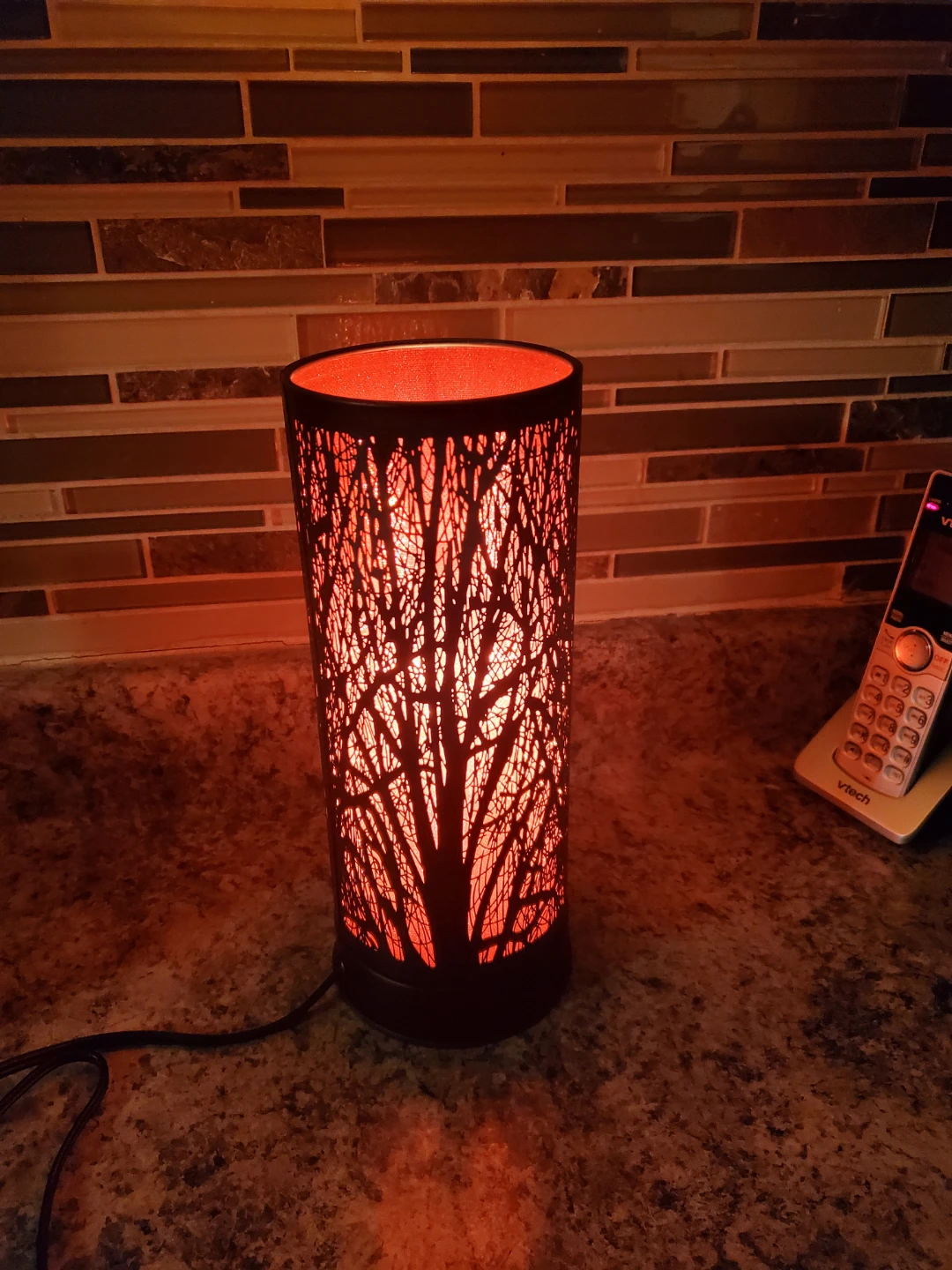 Decorative Tree Silhouette Table Lamp - photo 4