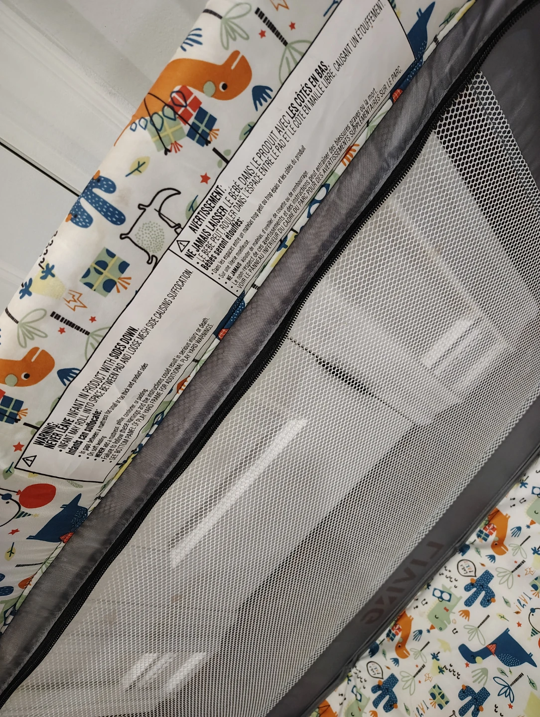 Living Basics Playpen - Dinosaur Print - photo 3