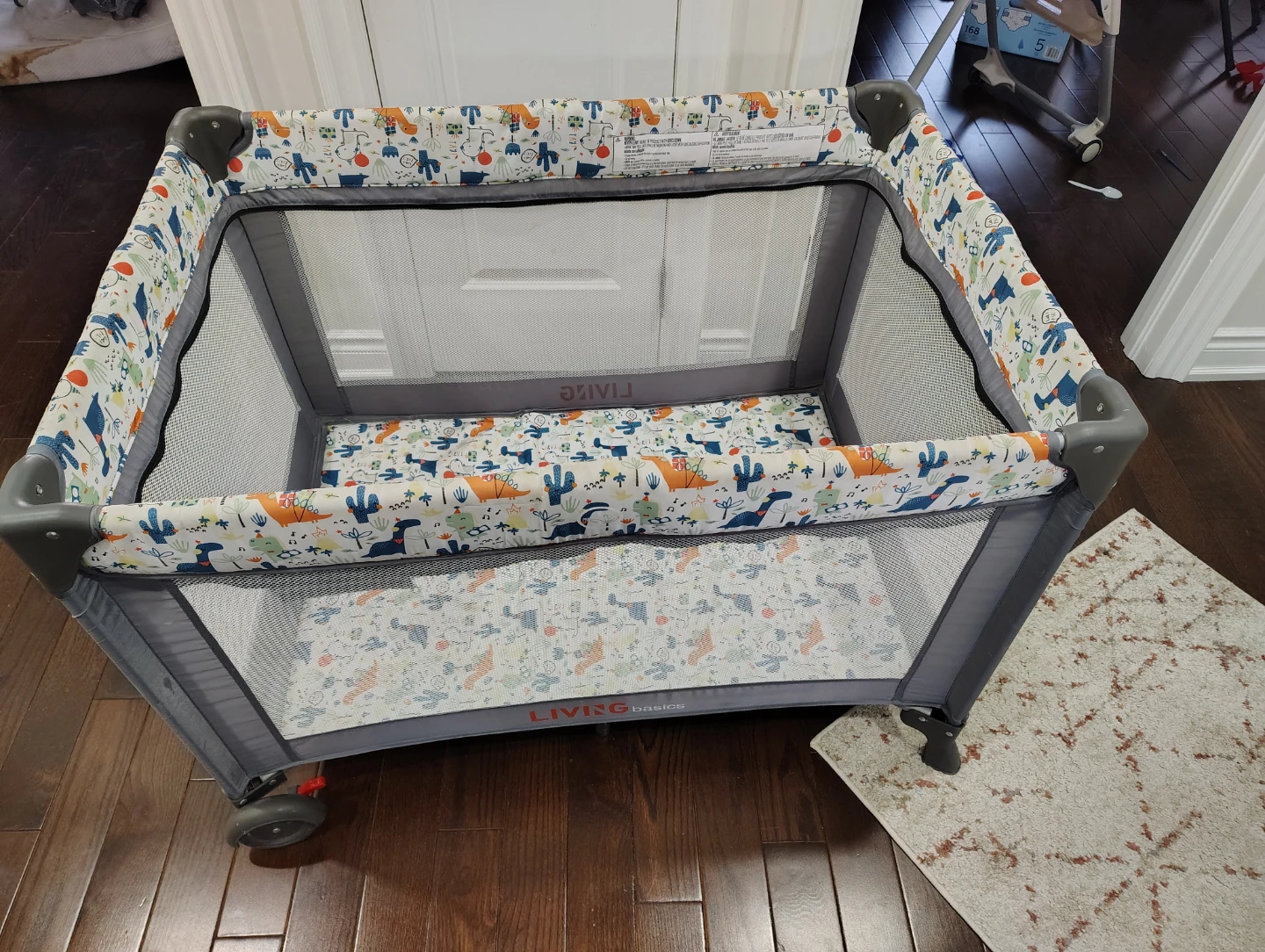 Living Basics Playpen - Dinosaur Print - photo 2