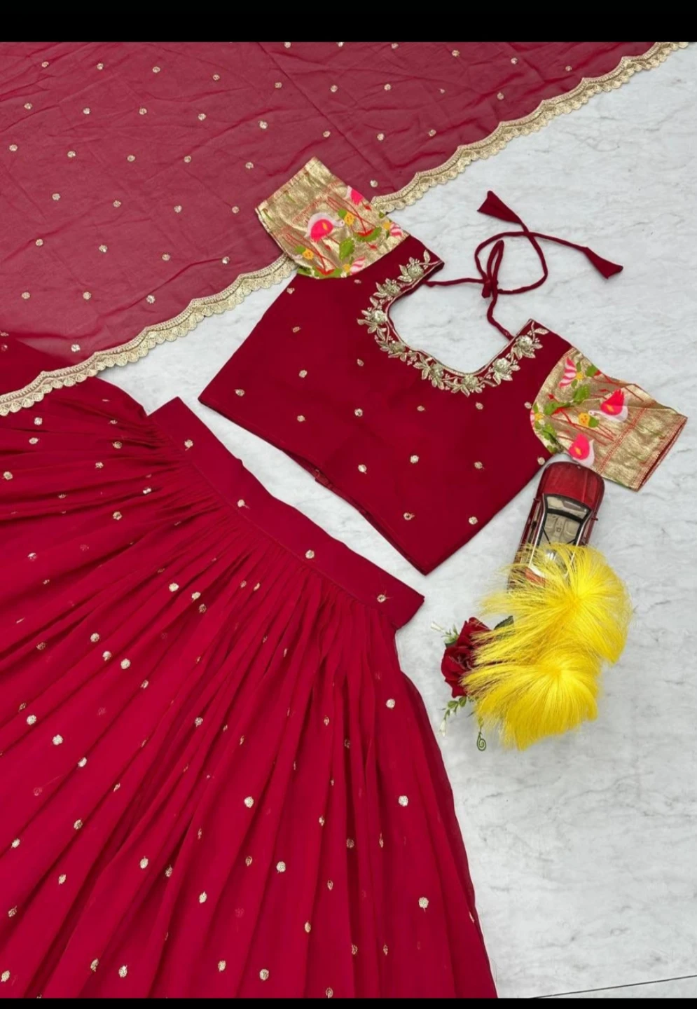 Red  lehenga choli with dupatta - photo 3