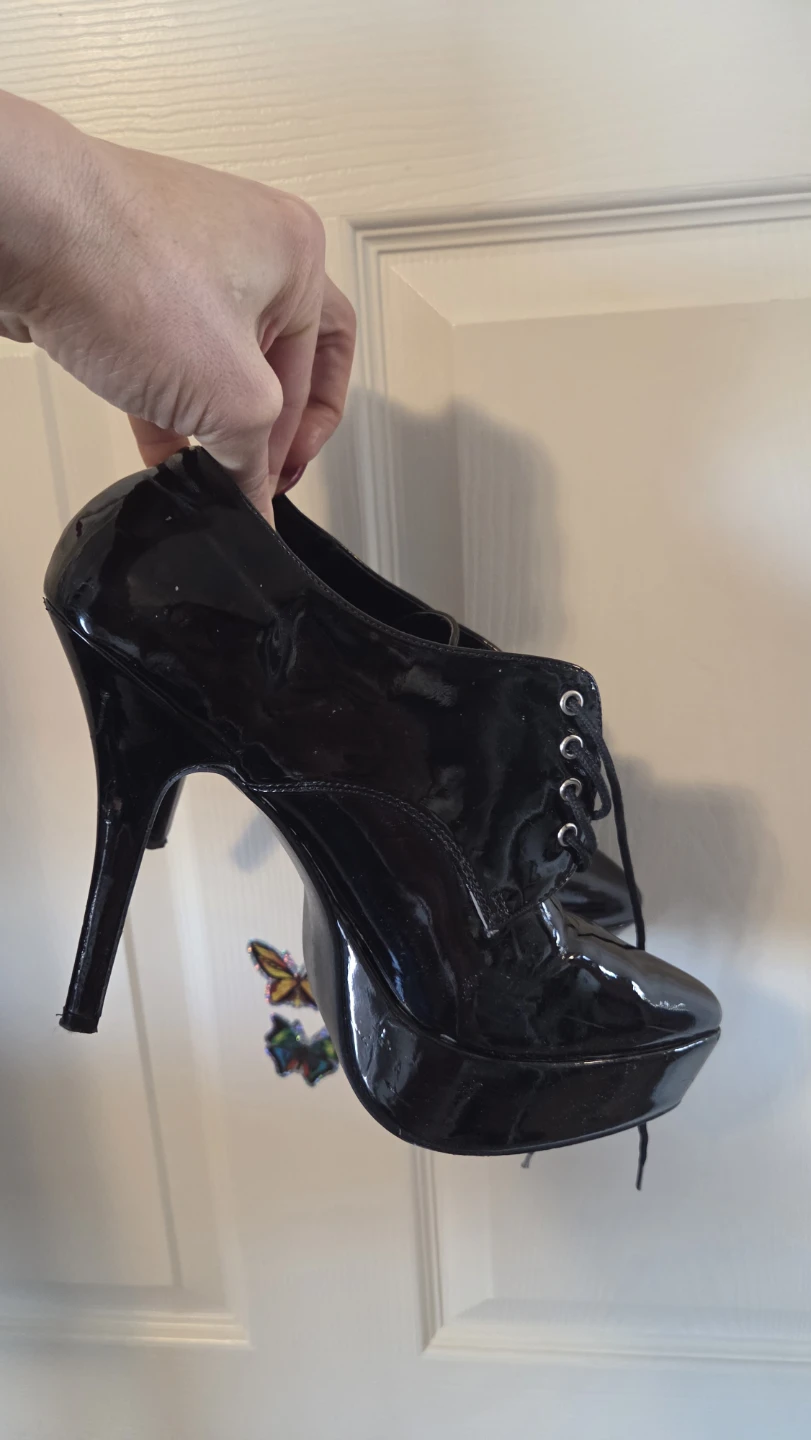 Black Patent Lace-Up Platform Heels - photo 2