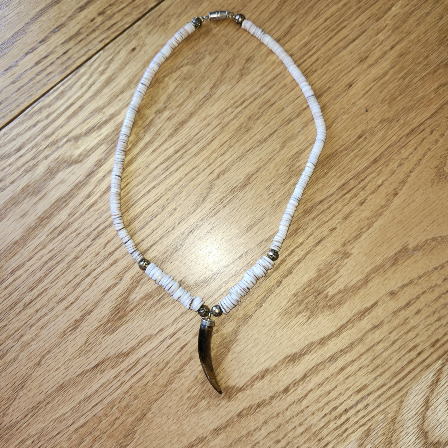Shell Necklace with Tiger's Eye Pendant - photo 4