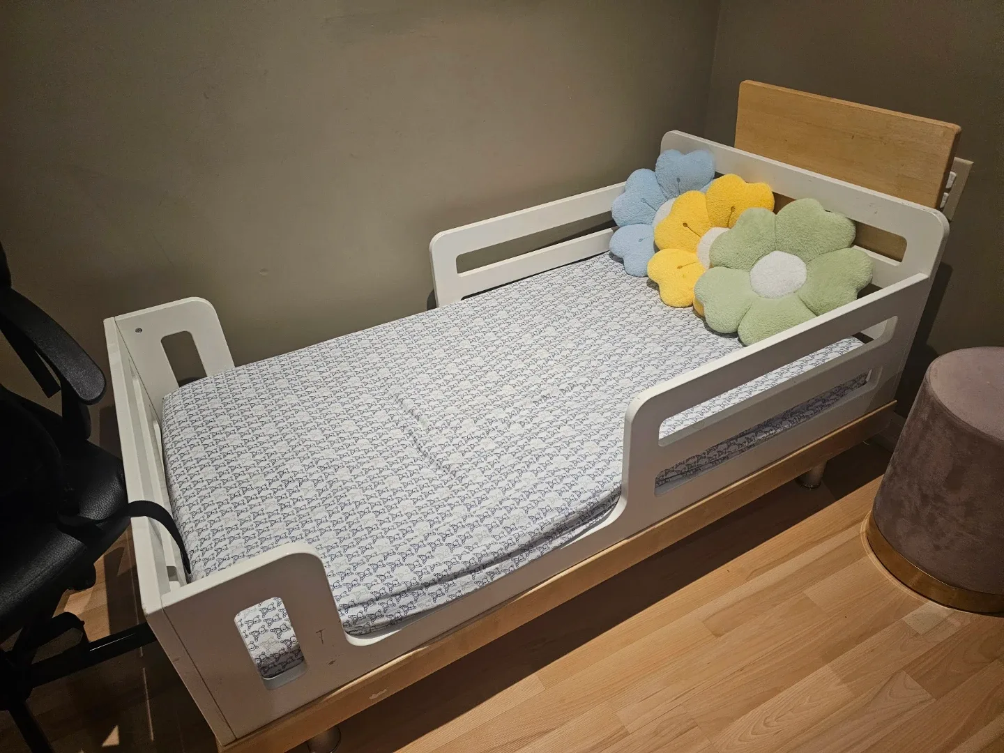 White Toddler Bed with Guard Rails