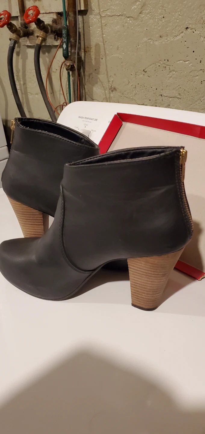 Black Ankle Boots with Wooden Heel - photo 2