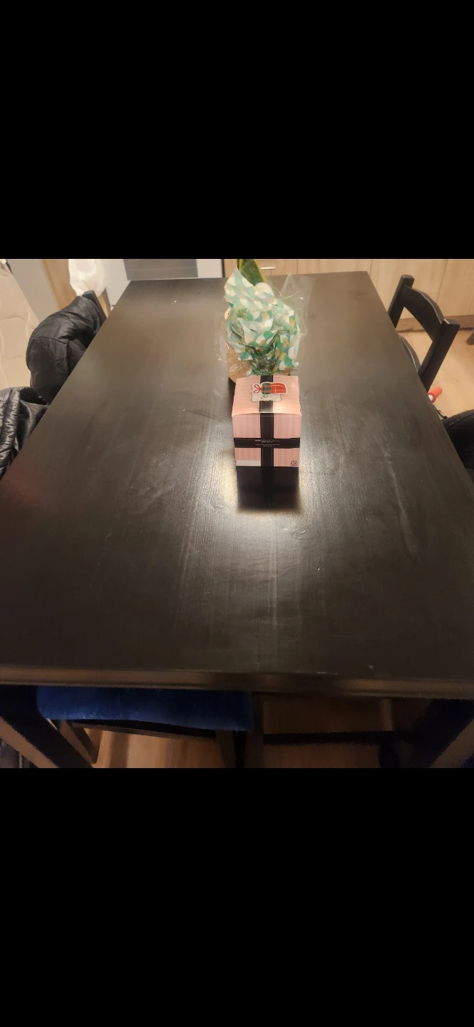 Table with four chairs - photo 2