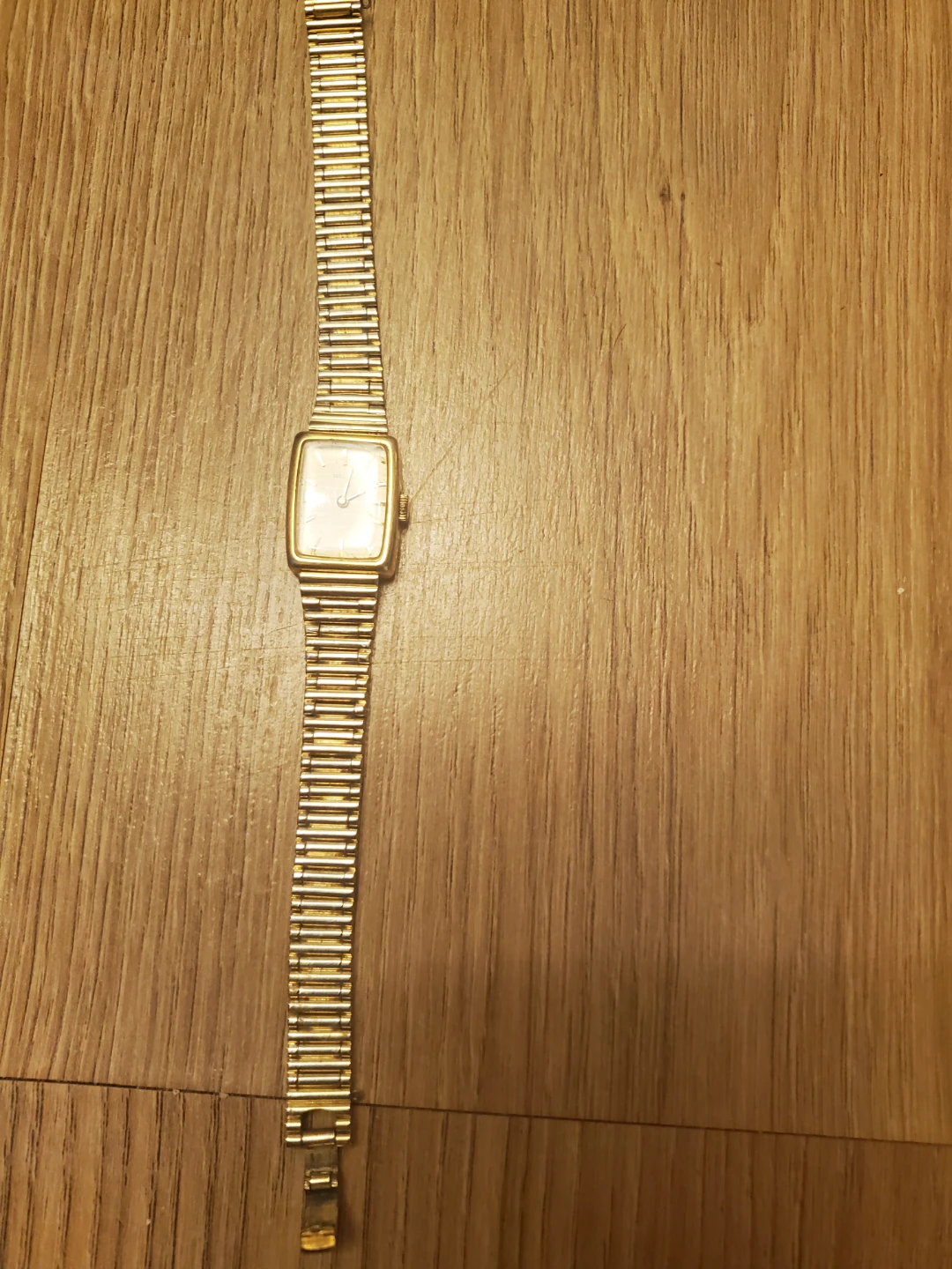 Seiko Women's Gold Tone Square Watch - photo 3