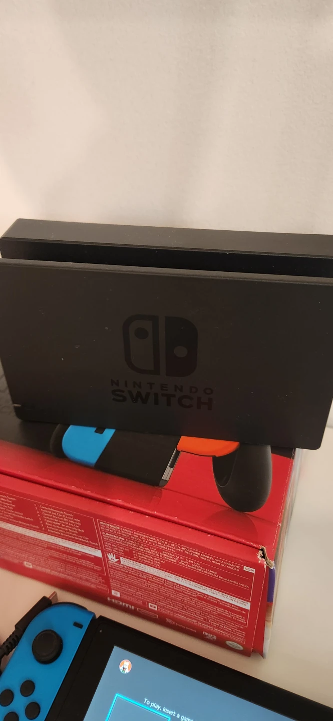 Nintendo Switch V2 Console - photo 3