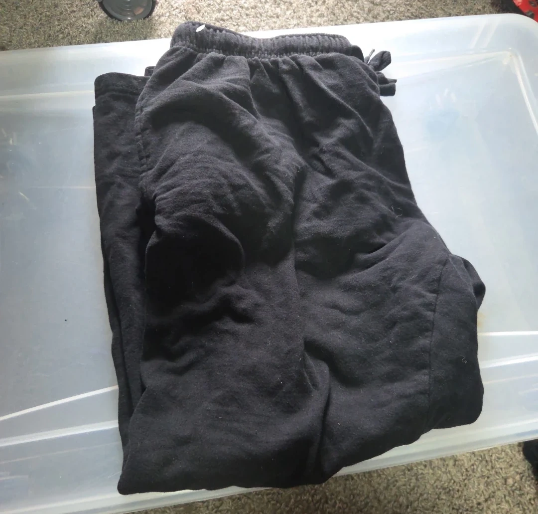 BUNDLE: Men's pants lot