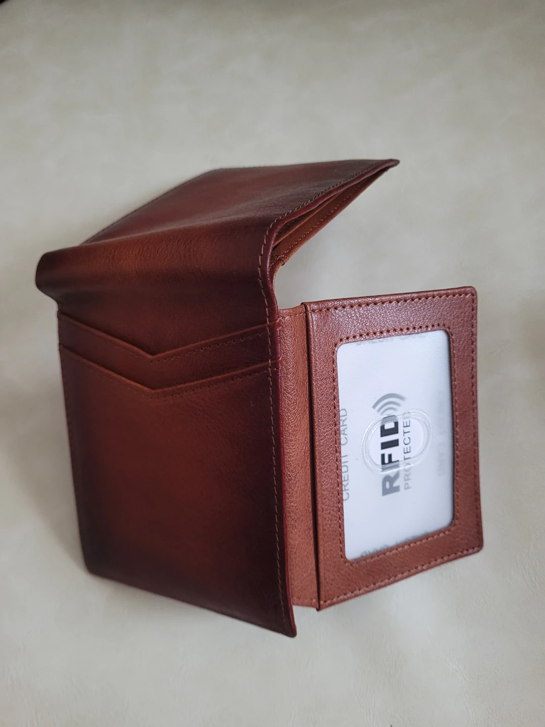 DCIKO Brown Leather Bifold Wallet with RFID Protection - photo 4