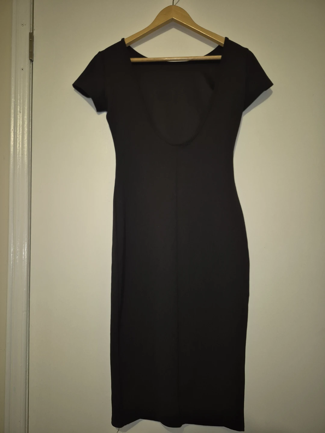 Black and Red Sheath Dress Size M - photo 3