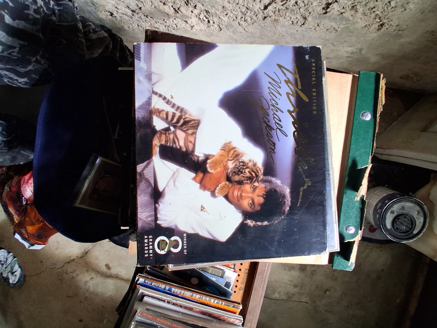Michael Jackson CDs - Thriller, Off The Wall, & More - photo 2
