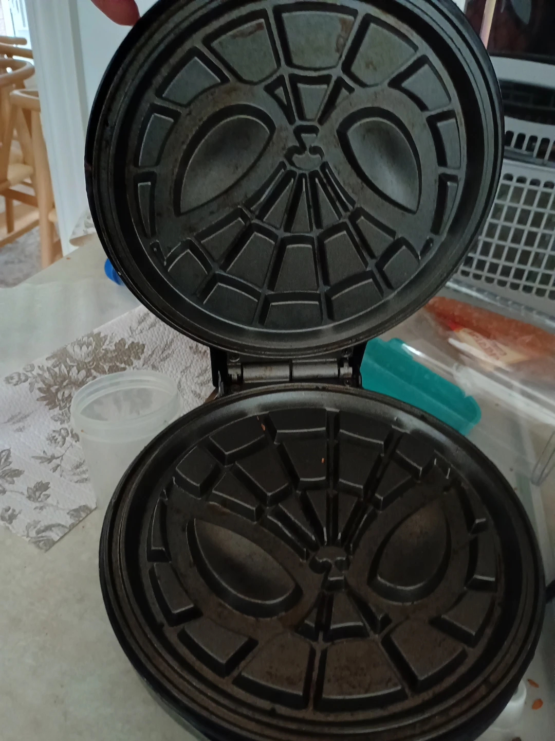 Spider-Man Waffle Maker - photo 2