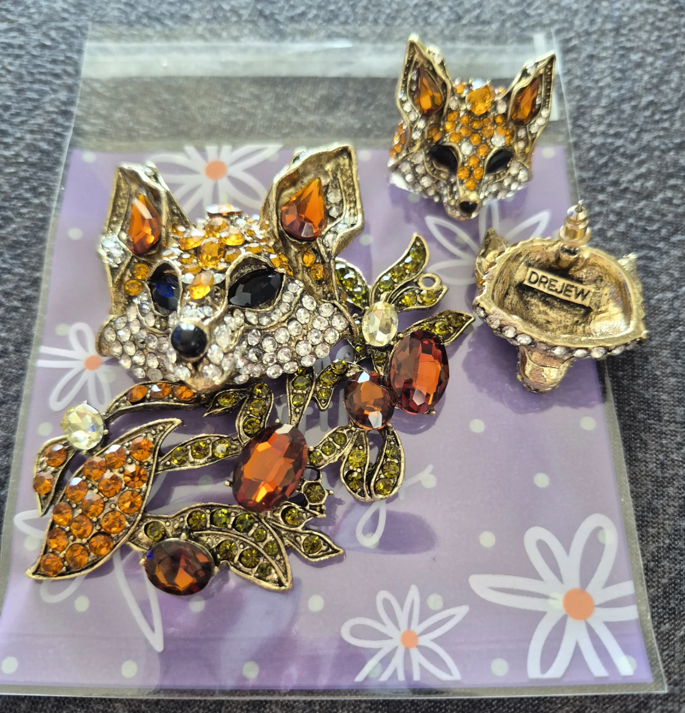 DREJEW Fox earrings and pendant Set