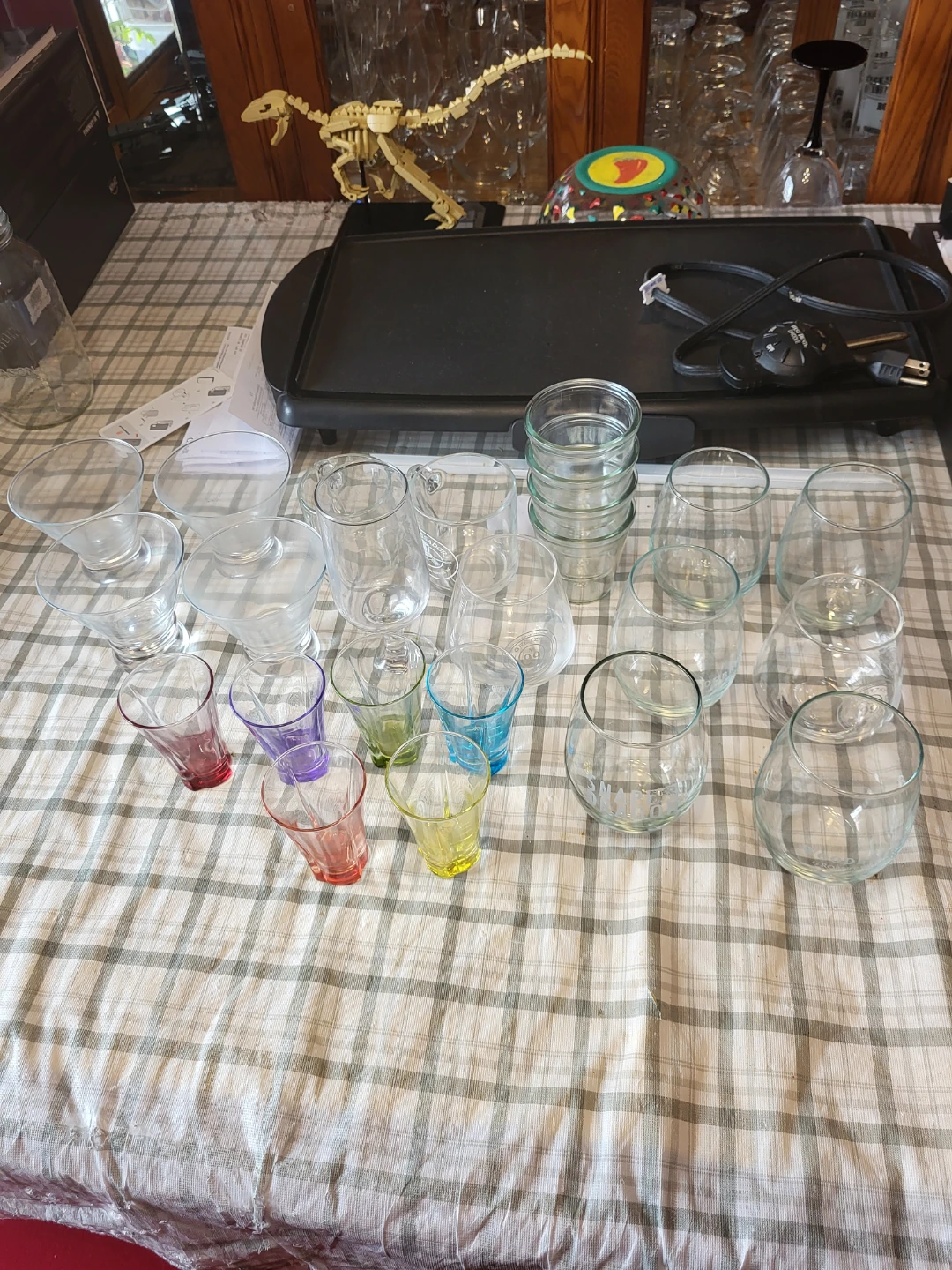 Assorted Glassware Set