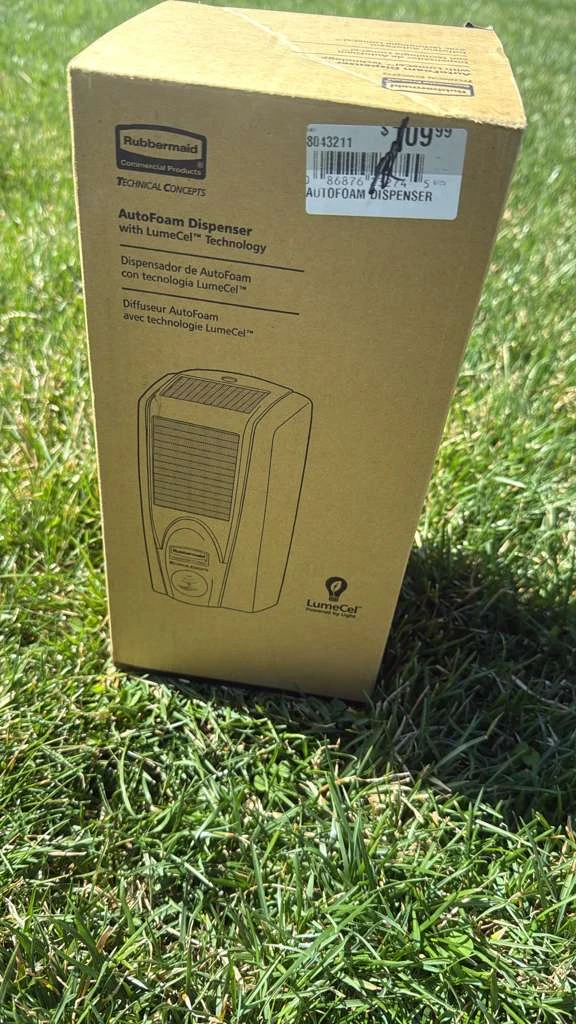 Rubbermaid AutoFoam Dispenser with LumeCel Technology