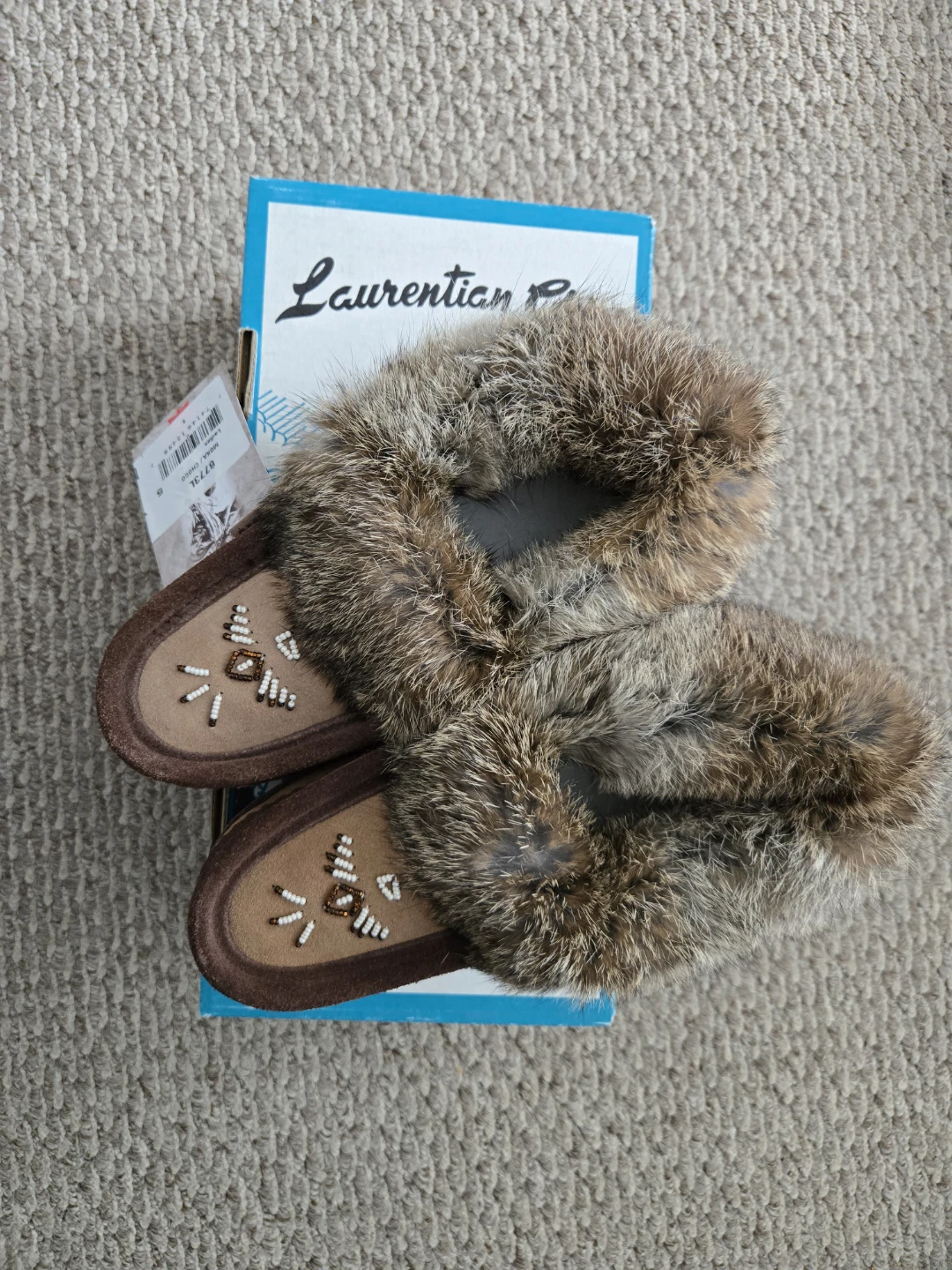 Laurentian Chief Moccasins Ladies Size 5 Moka/Choco