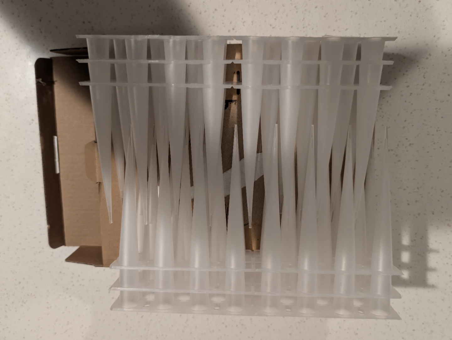 Plastic Bird Spikes 4 Feet/1.2m Frosted White