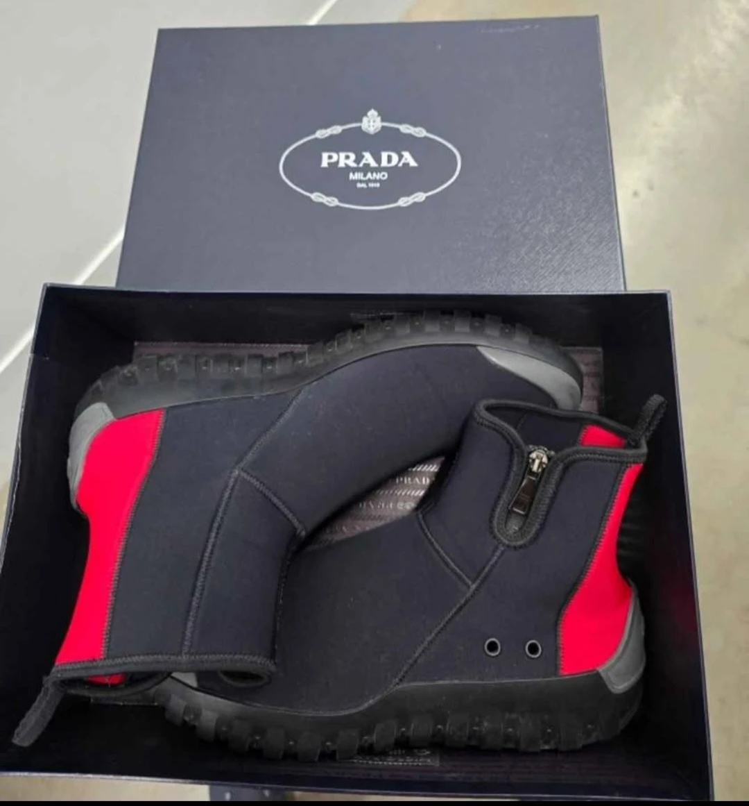 Prada Black and Red Waterproof sneakers - photo 3