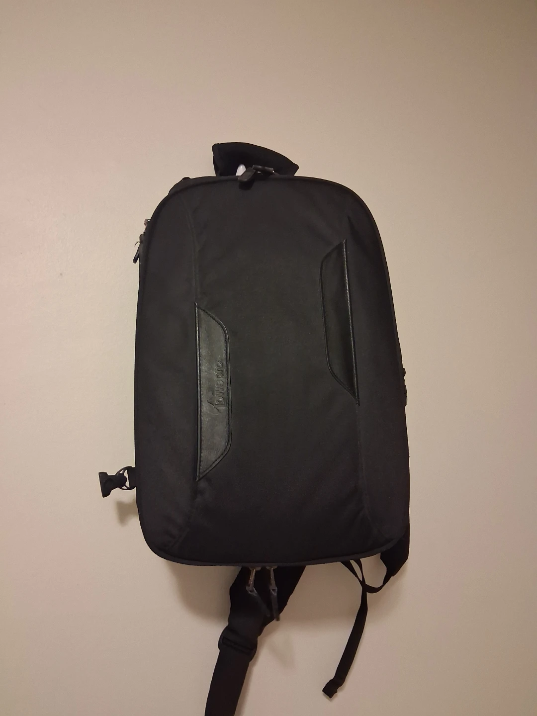 Lowepro Classified Sling 180 AW Camera Bag