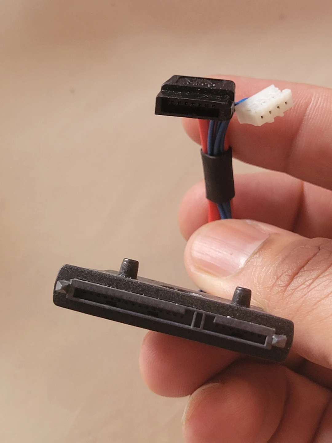SATA Power Splitter Cable Adapter - photo 2