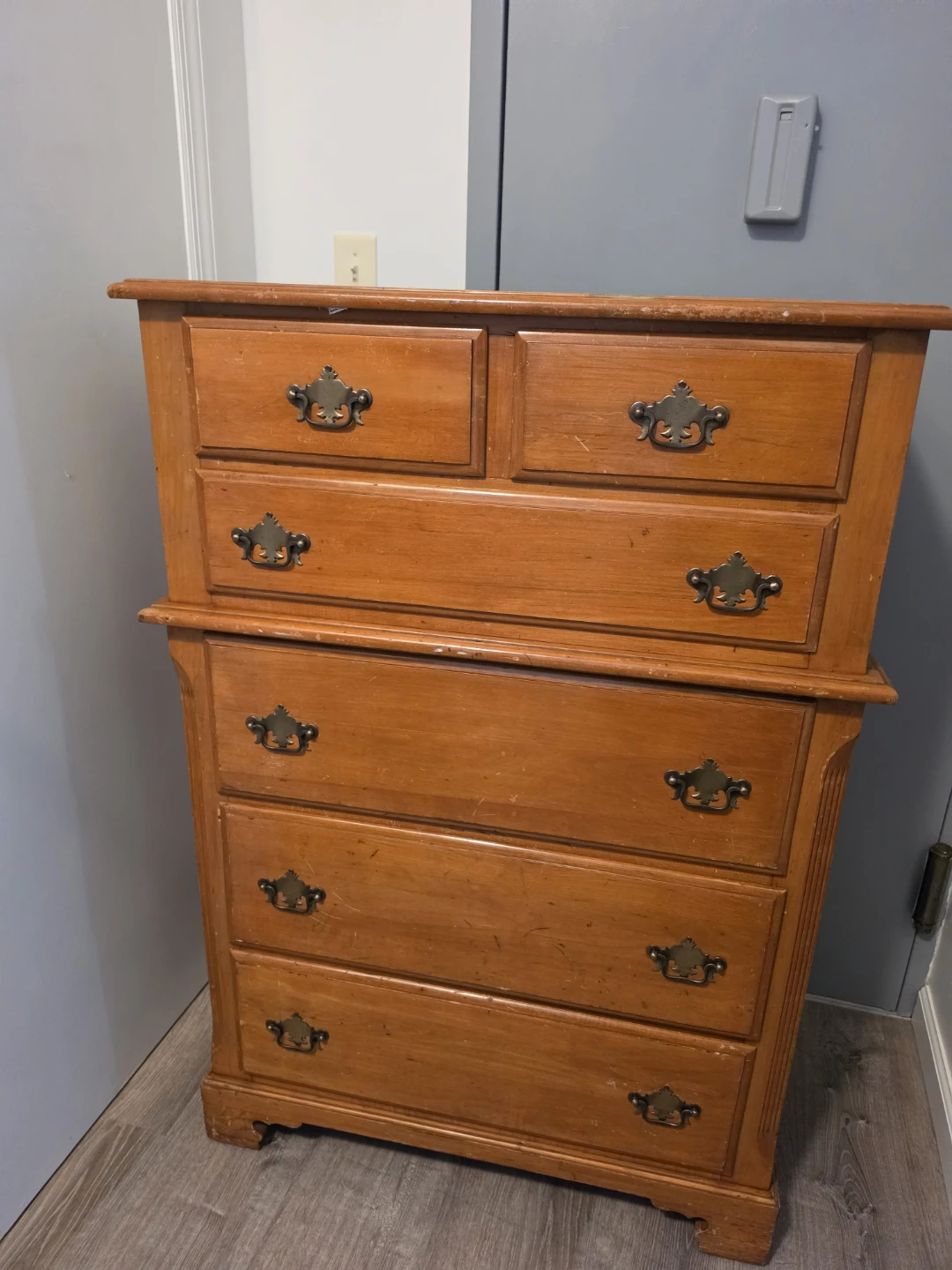 Wooden 6-Drawer Dresser