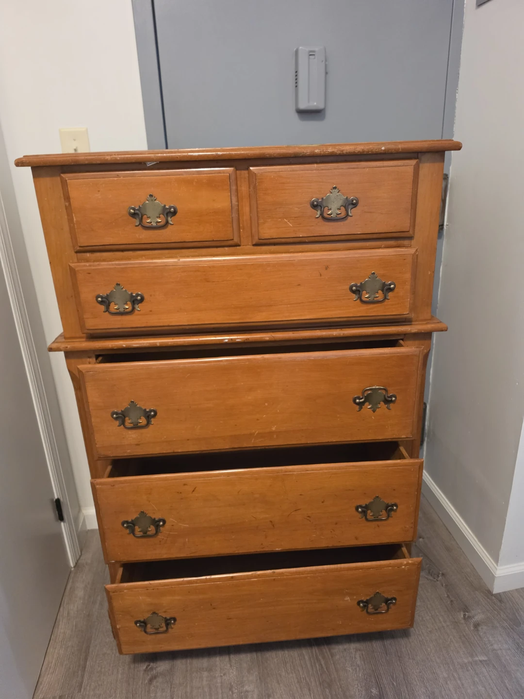 Wooden 6-Drawer Dresser - photo 2