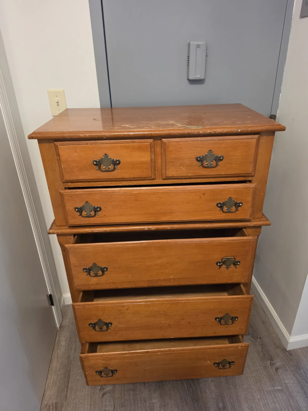 Wooden 6-Drawer Dresser - photo 3