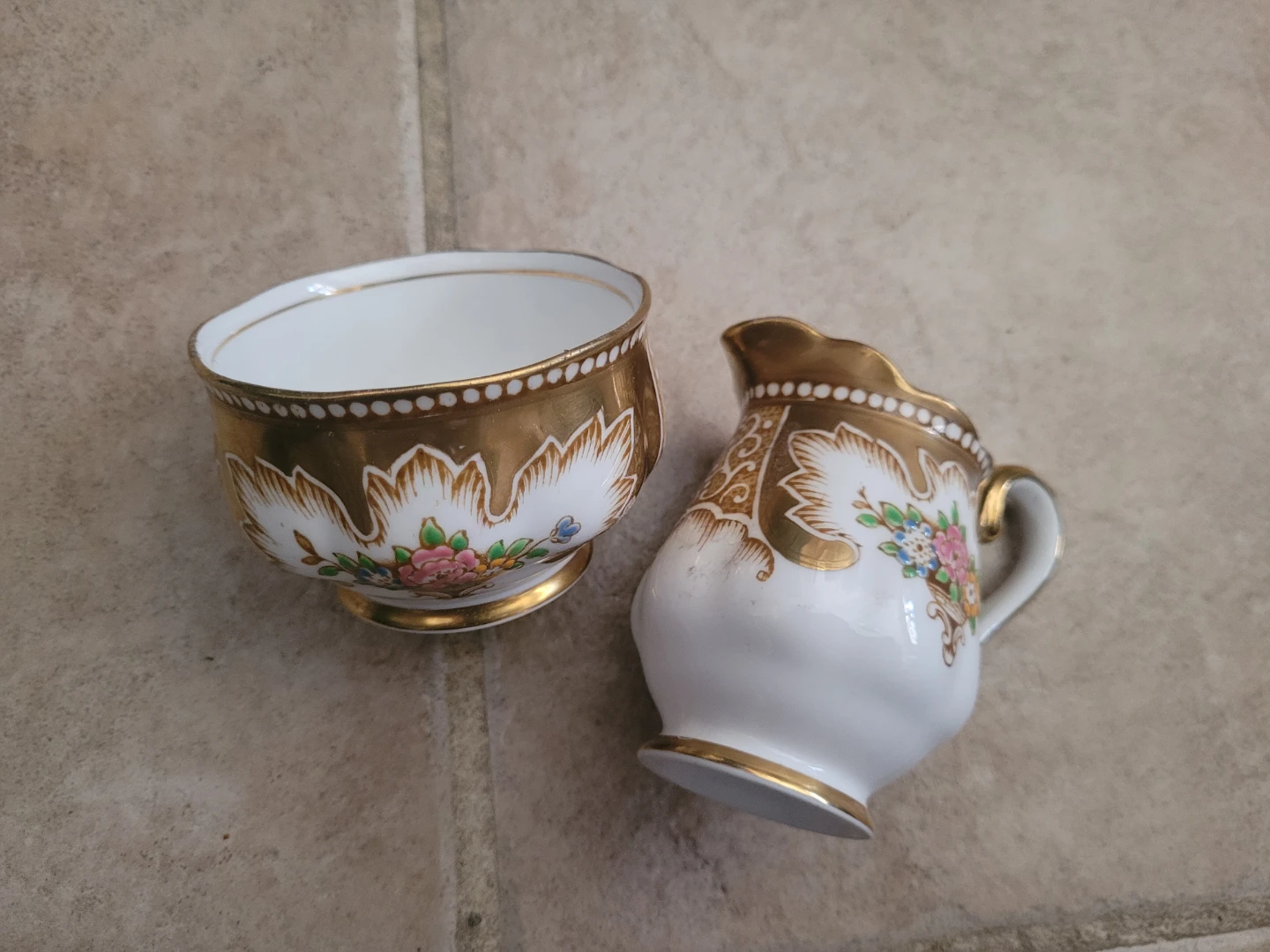 Royal Albert Royalty Creamer & Sugar Bowl Set - photo 2