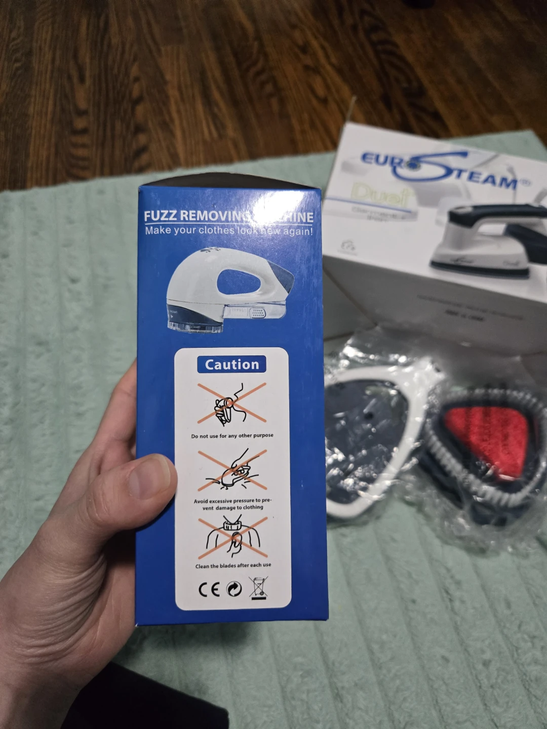 EUROSTEAM Duet Garment Steamer & Fuzz Remover Combo - photo 3