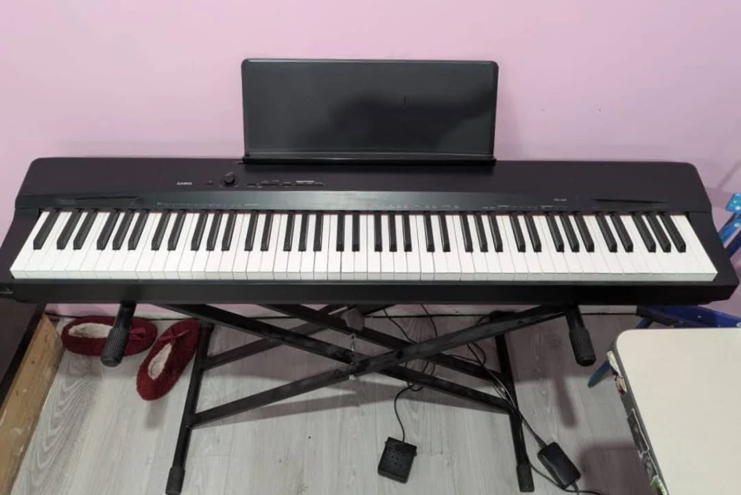 Casio PX160BK 88-Key Digital Piano with Stand