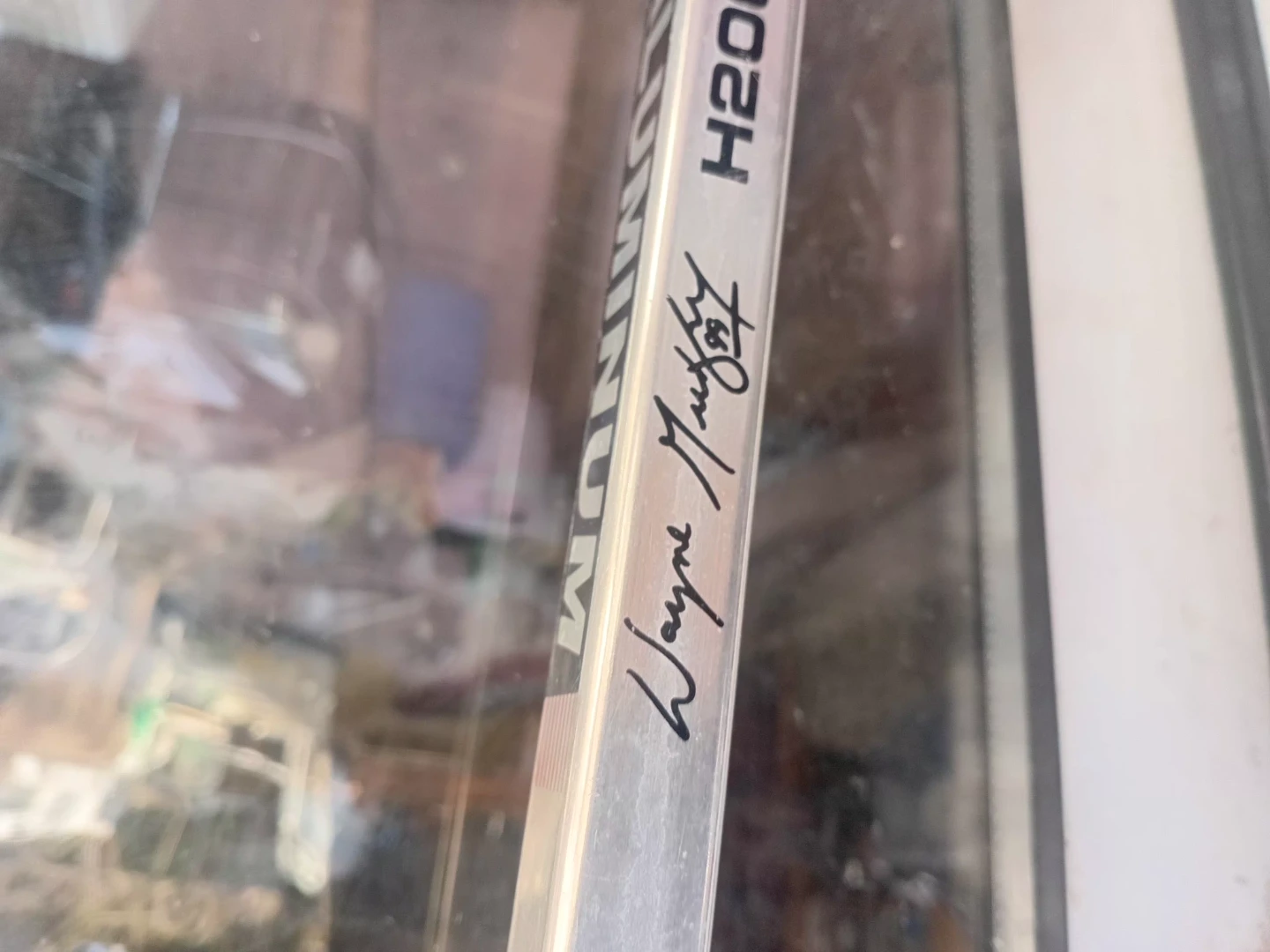 Easton H2000 Jr. Aluminum Hockey Stick - photo 4