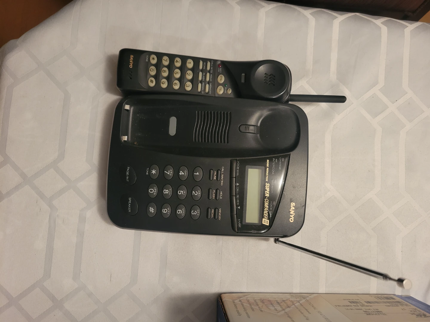 Sanyo Super-Compander III Cordless Phone - photo 3