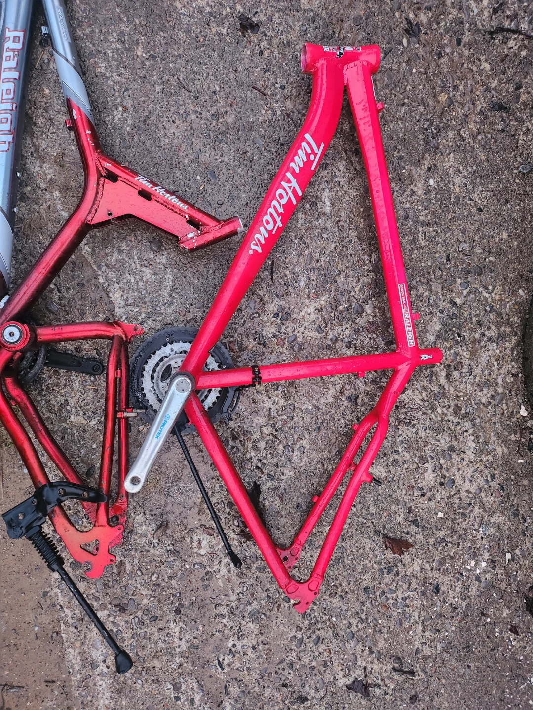 Raleigh Tim Hortons Bicycle Frame - photo 2