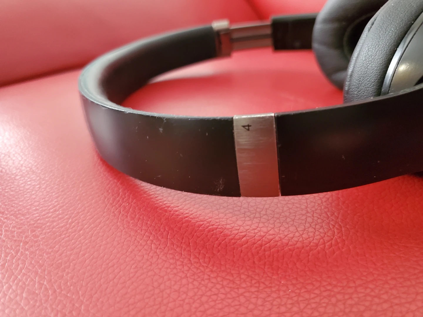 Beats solo 4's
