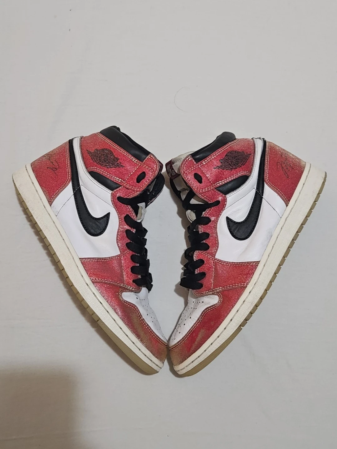 Authentic Air Jordan 1 High Trophy Room