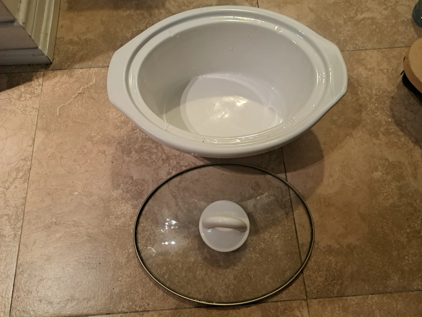 White Oval Slow Cooker insert with Glass Lid - photo 2
