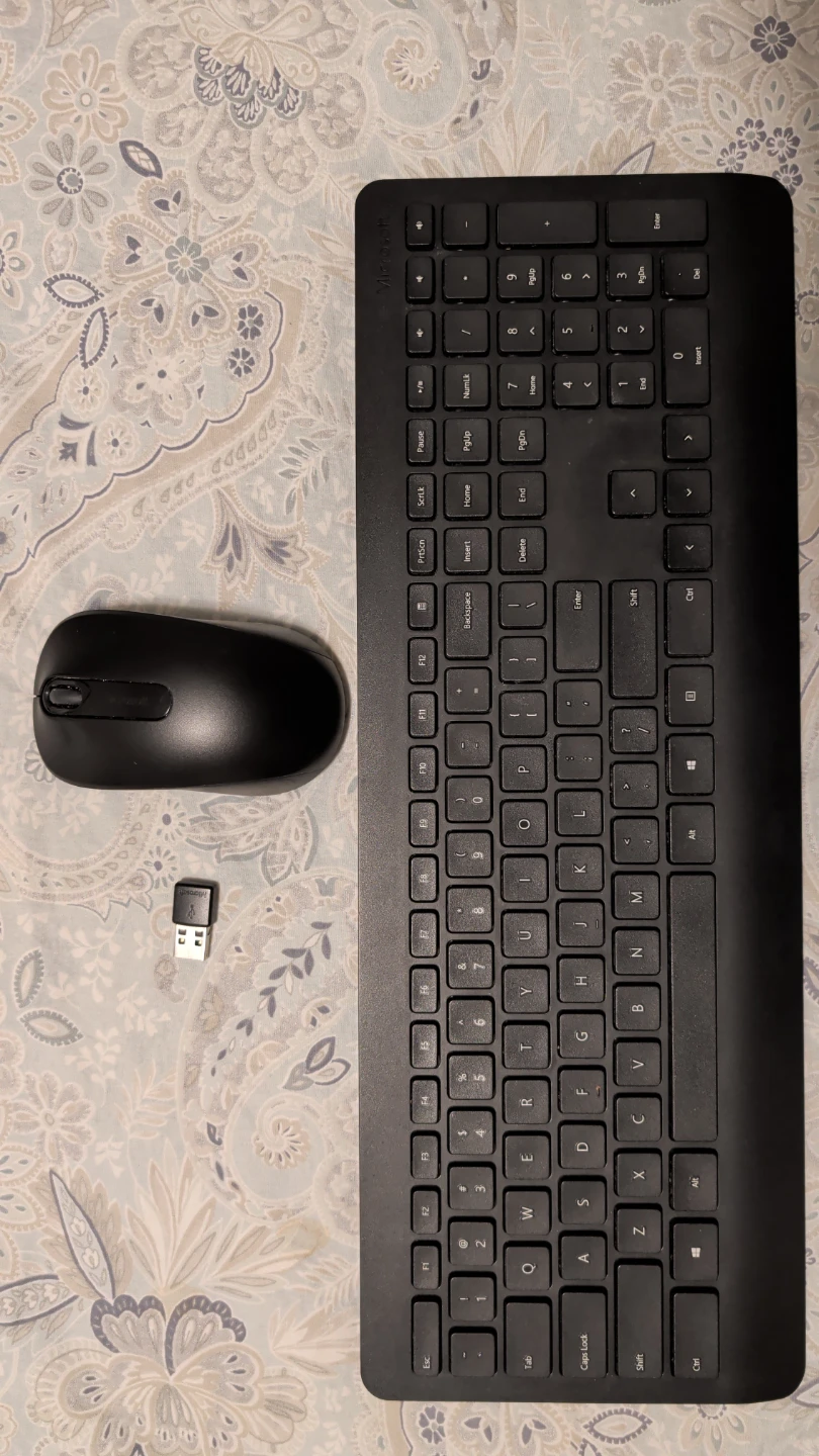 Microsoft desktop 900 wireless mouse and keyboard combo