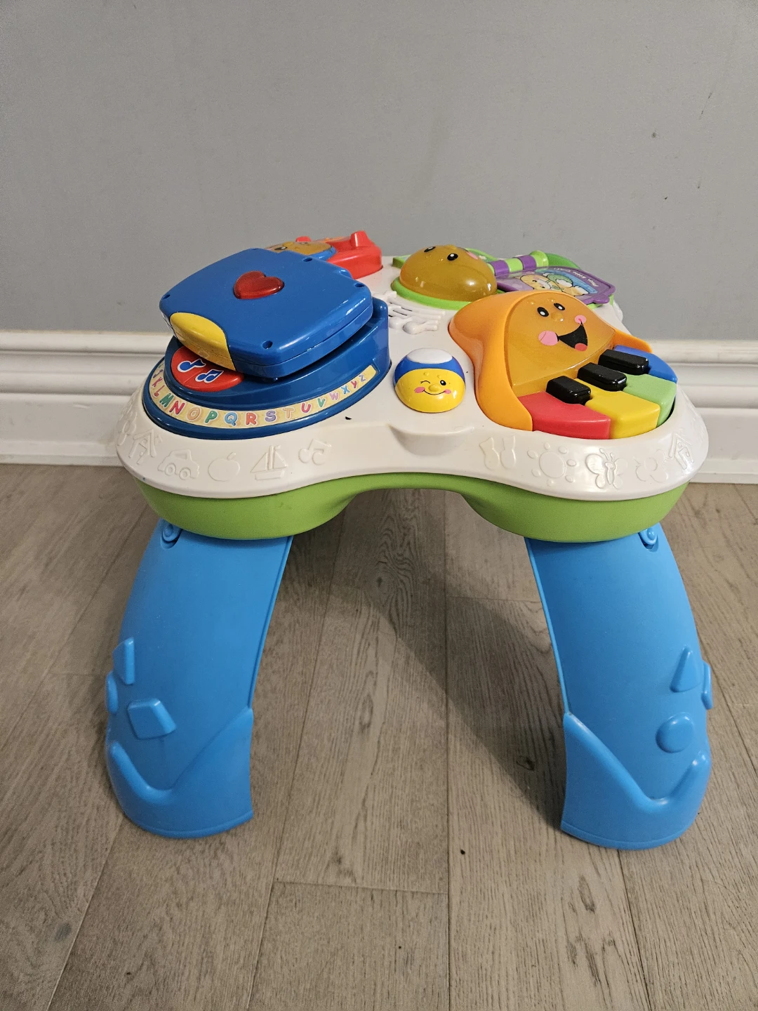 Fisher-Price Laugh & Learn Smart Stages Activity Table - photo 2