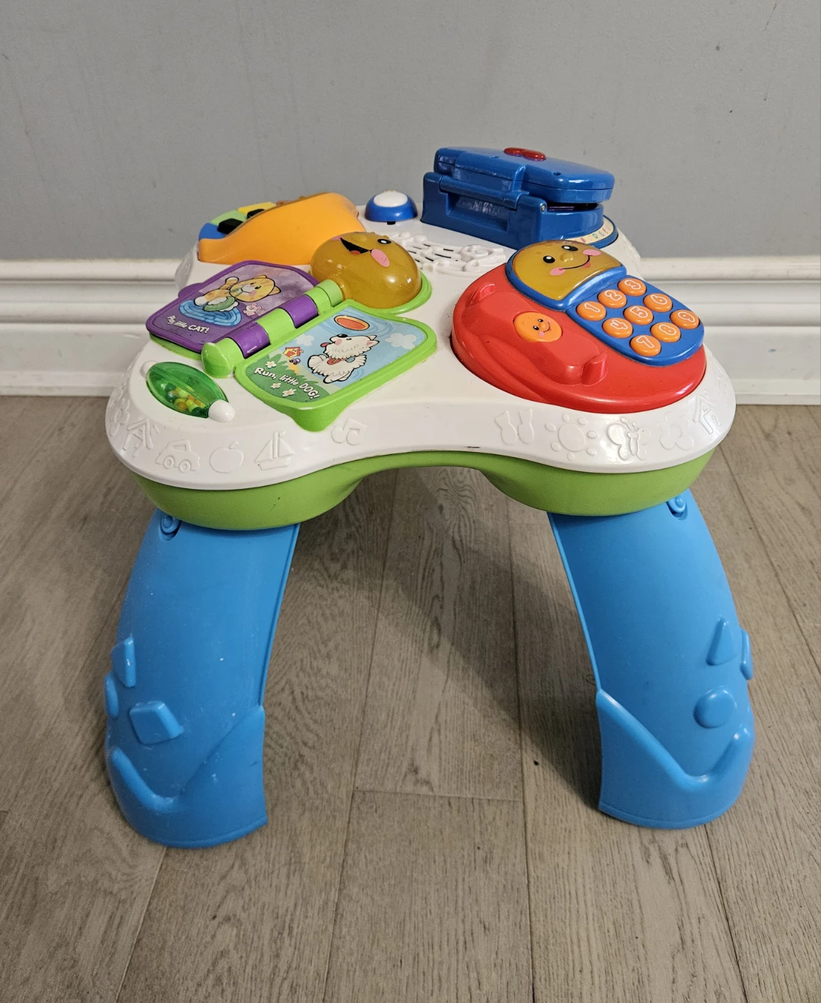 Fisher-Price Laugh & Learn Smart Stages Activity Table - photo 4