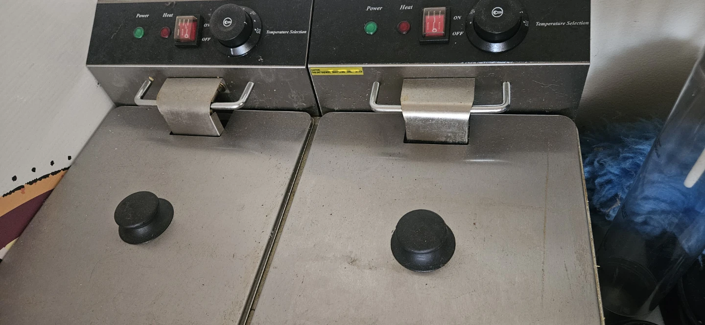 Commercial Deep Fryer - Double Tank