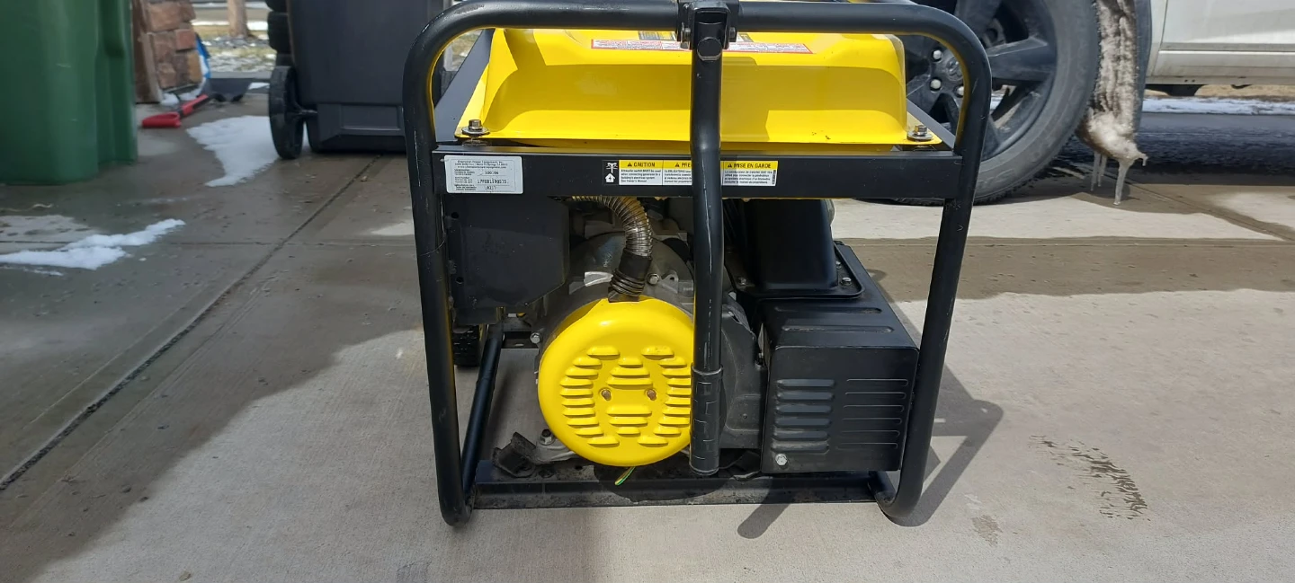 Champion 6250 starting watts / 5500 running generator - photo 4