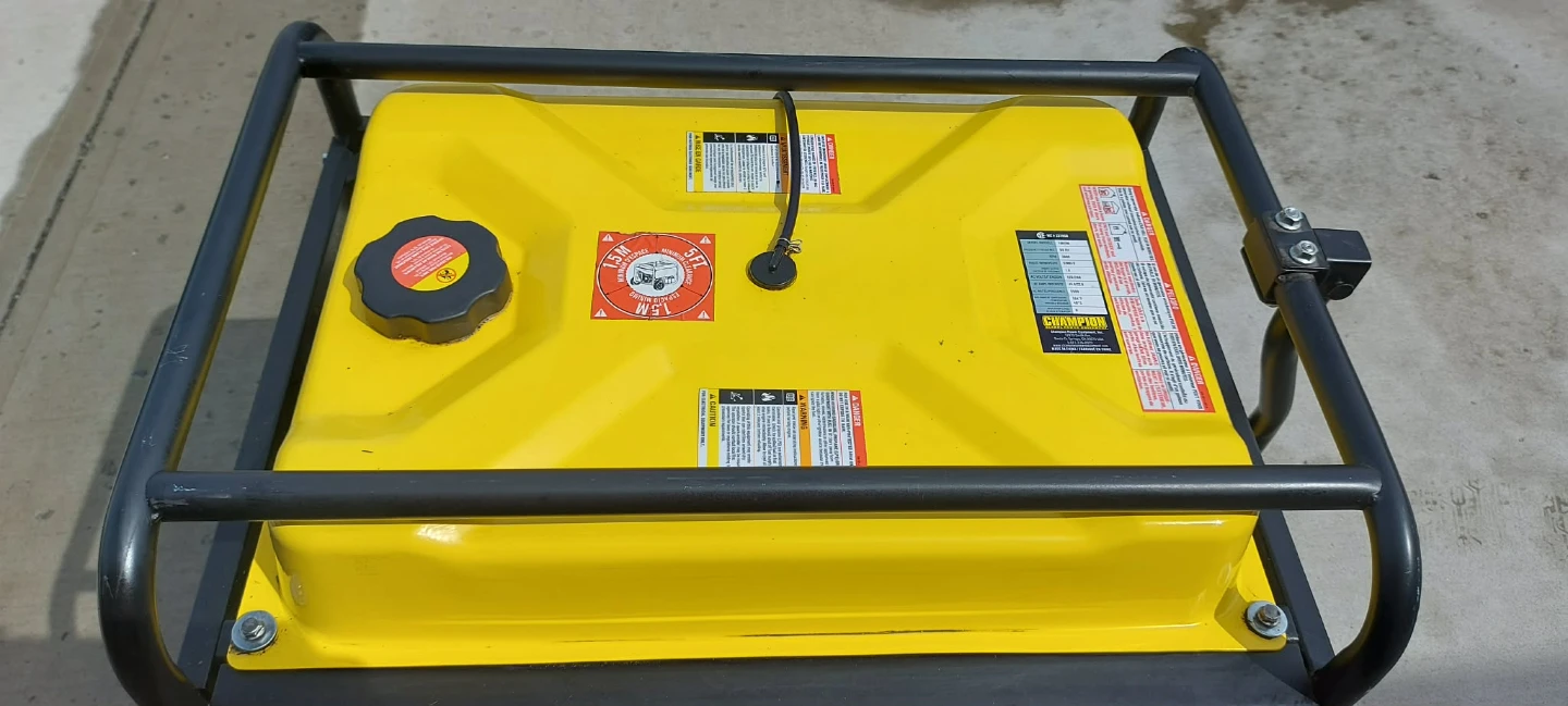 Champion 6250 starting watts / 5500 running generator - photo 5