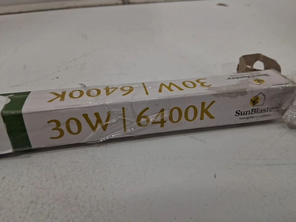 Sunblaster T5LED 36" 30W 6400K LED Tube - photo 2